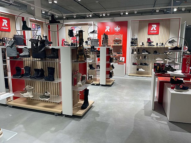 Verkaufsflächen im Rieker Schuh Order Center (SOC) in Mainhausen und Pirmasens.